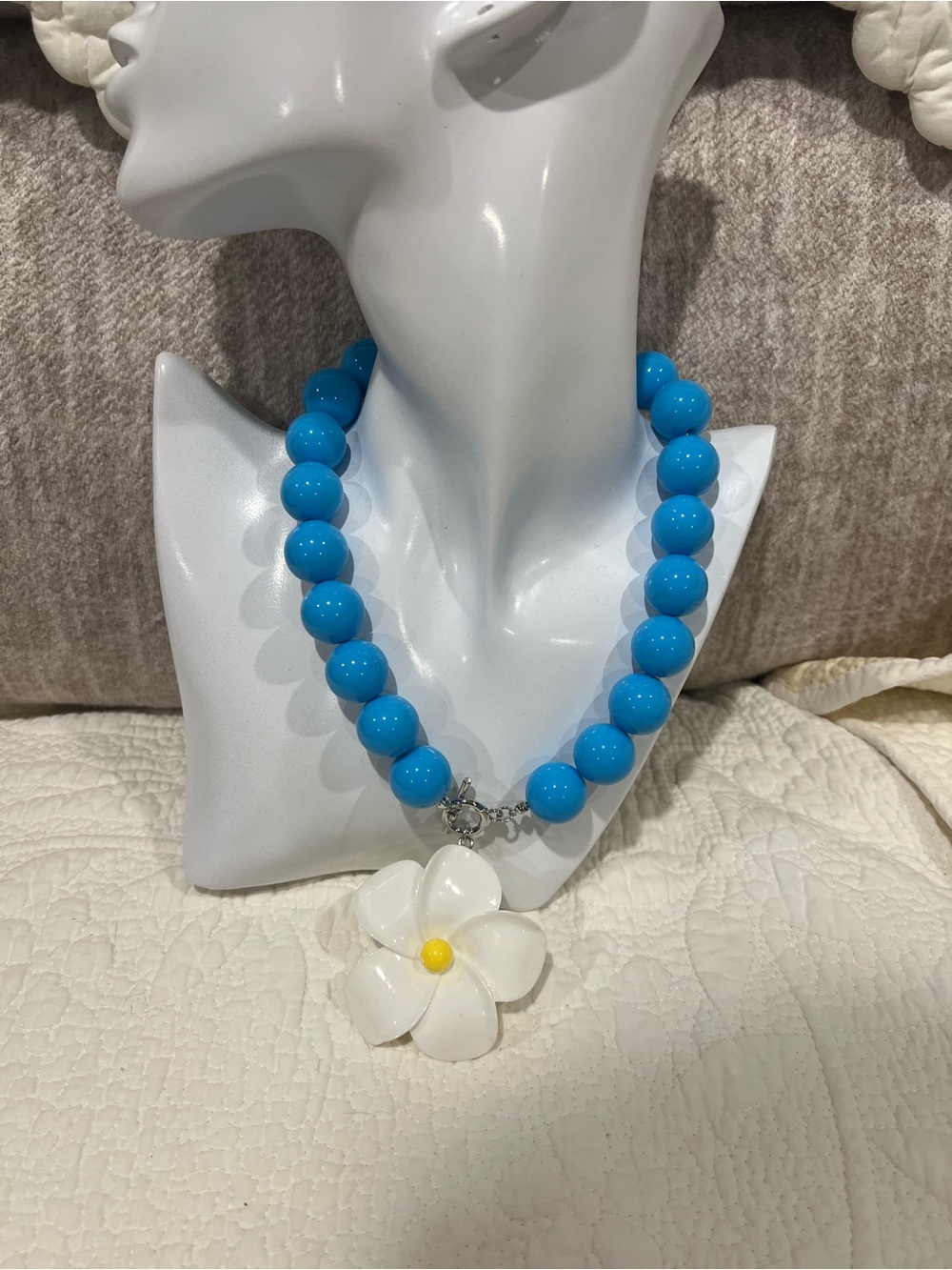 Blue Beaded Necklace with White Flower Pendant